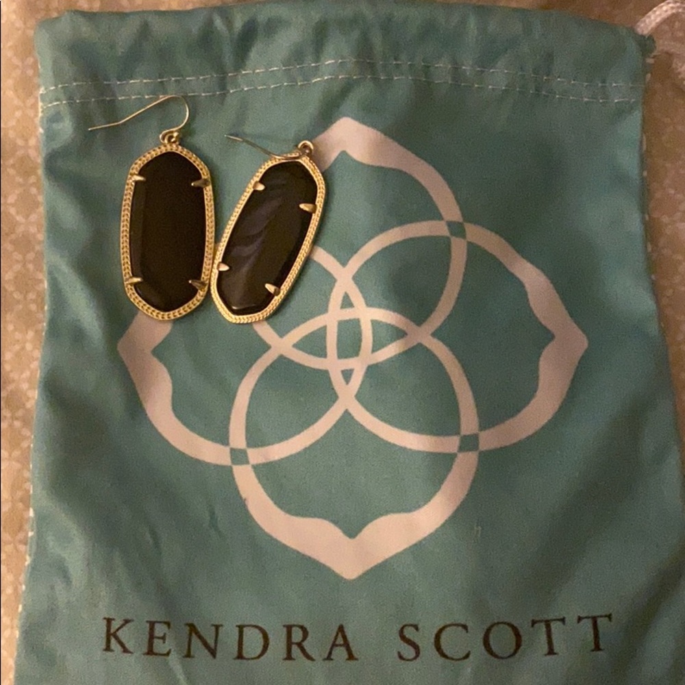 EUC Kendra Scott black and gold Elle earrings